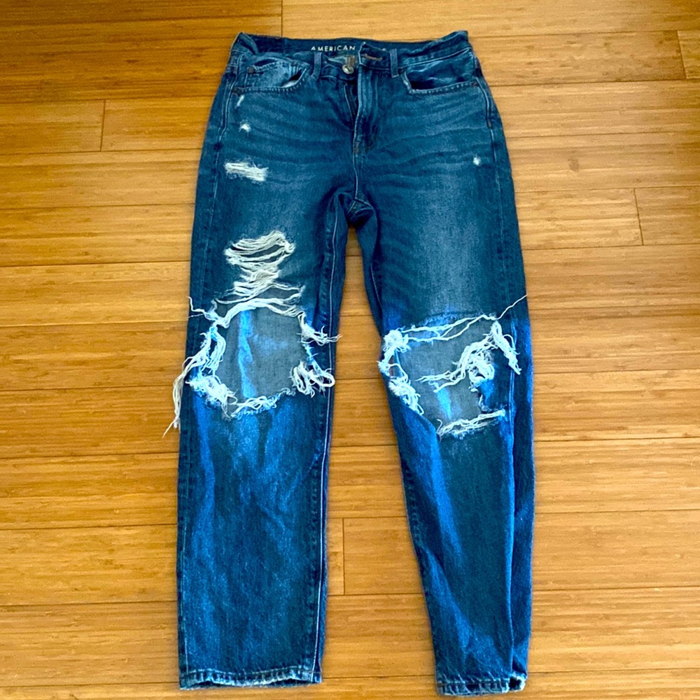 American Eagle ripped boyfriend jeans